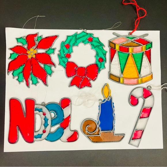 6 Vintage Suncatcher Christmas Ornament Faux Stained Glass Noel Wreath Candle 4" - Picture 3 of 14
